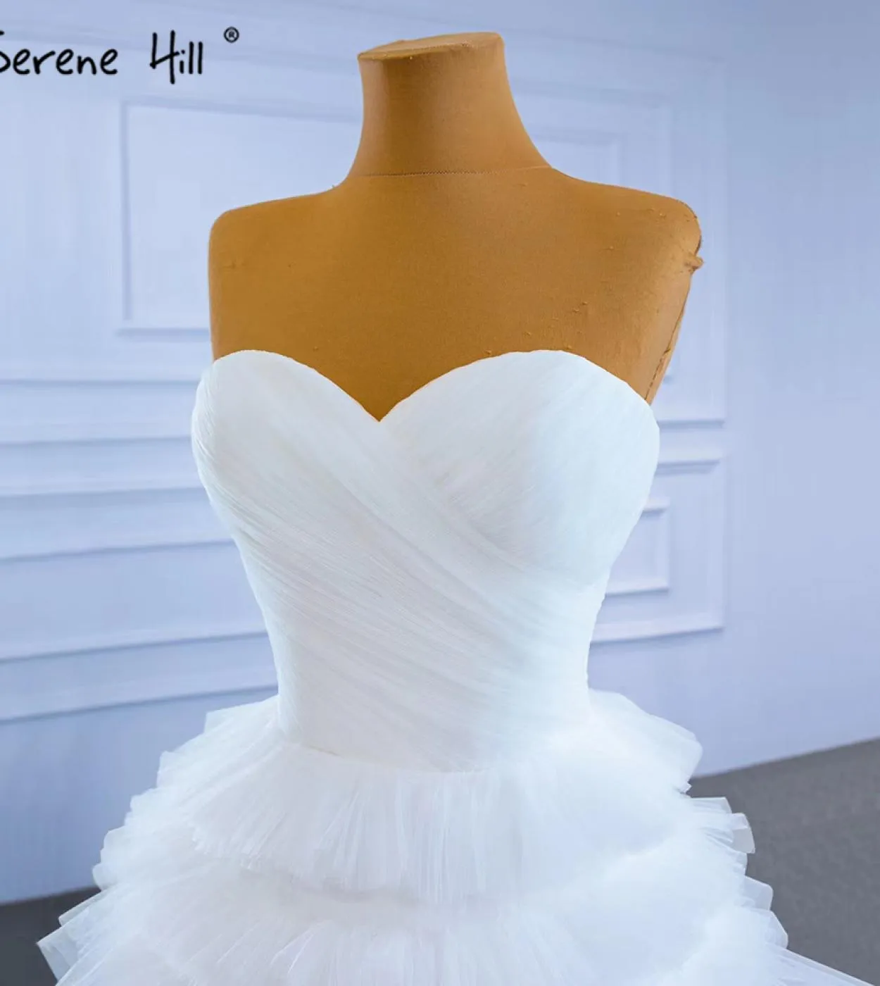 Serene Hill White Princess Ruffles Abiti da sposa Abiti da sposa semplici di fascia alta Hm67308 Abiti da sposa su misura